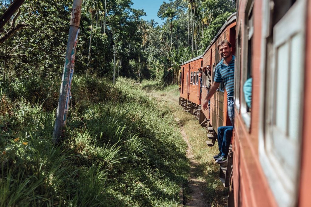 How To Get From Colombo Airport To Galle Best Way 3 How To Get From Colombo Airport To Galle, colombo airport to galle, galle to colombo airport , train from Colombo to galle, bus from colombo to galle, taxi from colombo airport to galle