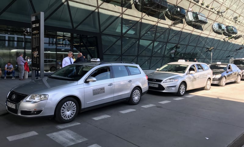 How To Get From Warsaw Airport to City Center Best Way 4 Taxi Warsaw Airport, Bus Warsaw Airport, Warsaw Chopin Airport, warsaw airport to city, warsaw airport to city center, How To Get From Warsaw Airport to City Center