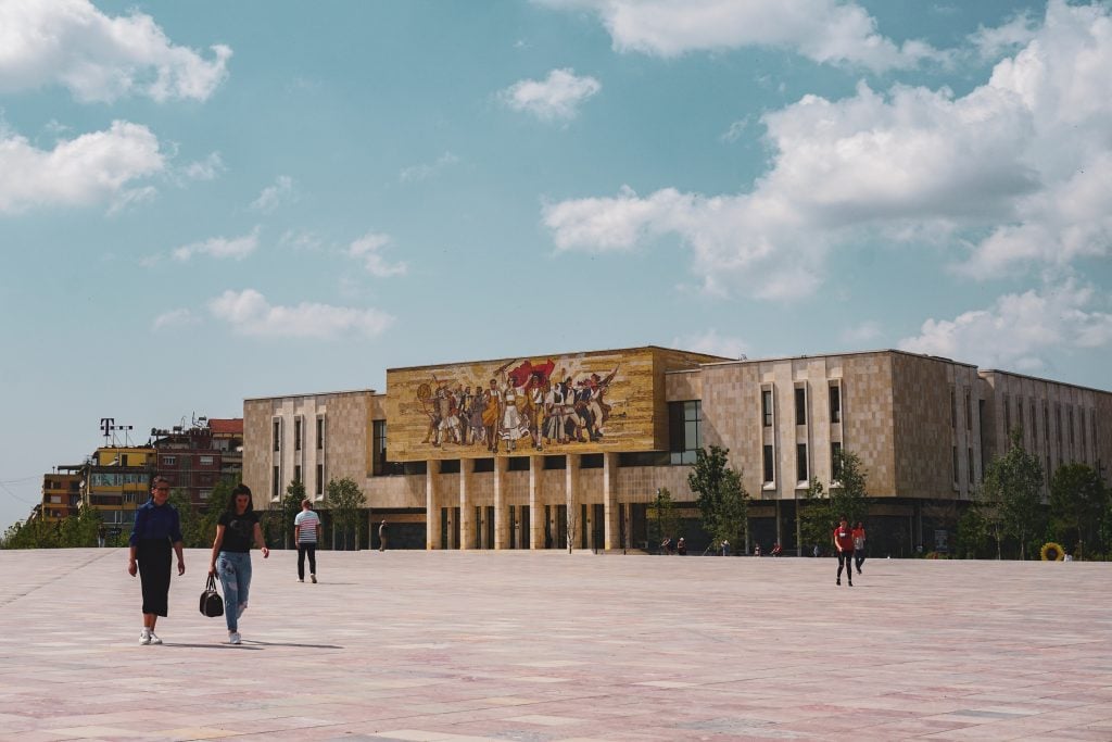tirana airport to city, tirana airport to city center, tirana airport bus, How To Get From Tirana Airport to City Center