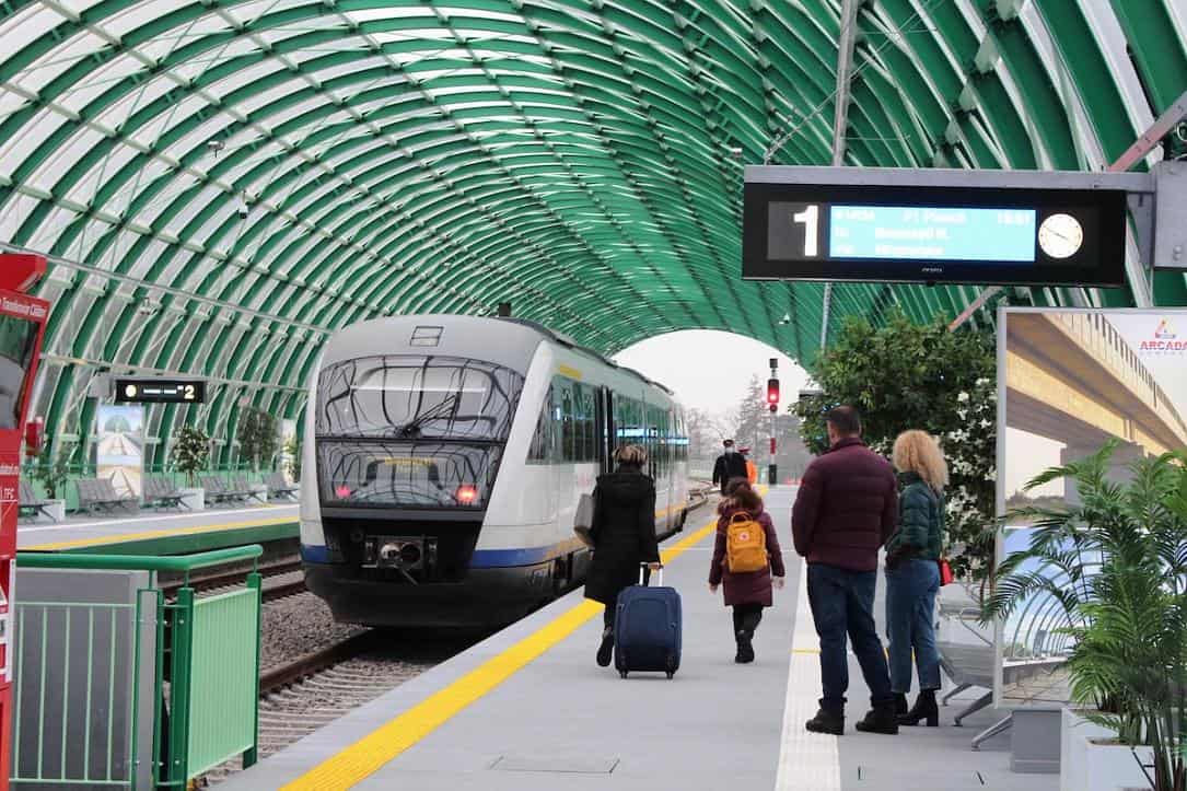How To Get From Bucharest Airport to City Center Best Way 3 Train Bucharest Airport to city center, Henri Coandă International Airport, bucharest airport to city, bucharest airport to city centre, bucharest airport transfer, How To Get From Bucharest Airport to City Center, Bus Number 783 Bucharest airport