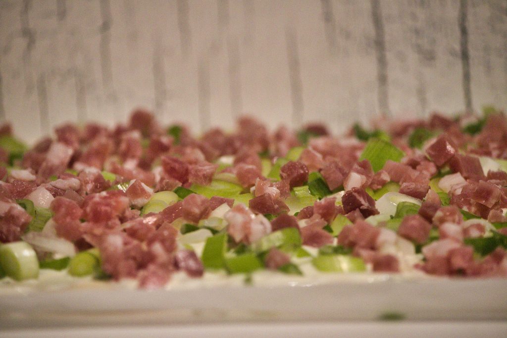 Best Switzerland Food - 30 Best Swiss Dishes And Switzerland Traditional Food To Try 17 Swiss food, Switzerland food, Swiss cuisine, Swiss dishes, Switzerland traditional food, Flammekueche