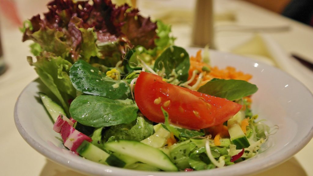 Best Switzerland Food - 30 Best Swiss Dishes And Switzerland Traditional Food To Try 21 Gemischter Salat, swiss food, switzerland food, swiss cuisine, swiss dishes, switzerland traditional food