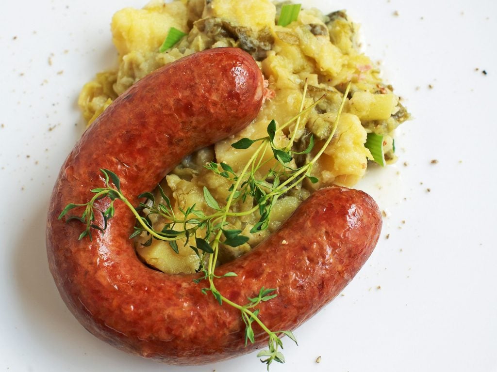Best Switzerland Food - 30 Best Swiss Dishes And Switzerland Traditional Food To Try 10 swiss food, switzerland food, swiss cuisine, swiss dishes, switzerland traditional food, Papet Vaudois