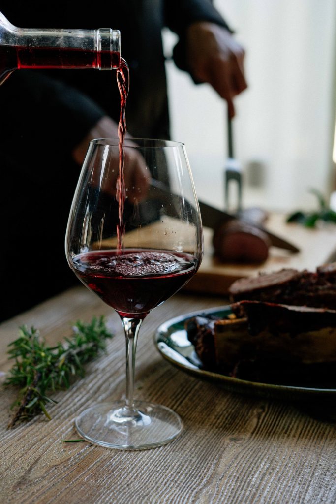 Best Switzerland Food - 30 Best Swiss Dishes And Switzerland Traditional Food To Try 32 Wine