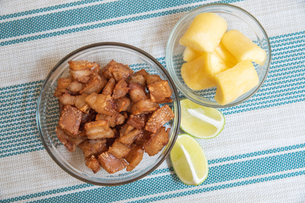 Best Dominican Republic Food: 50 Best Dominican Republic Dishes And Traditional Food in Dominican Republic To Try 33 Costa Rican food, food in Costa rica, costa rican dishes, Costa Rican cuisine, Chicharron
