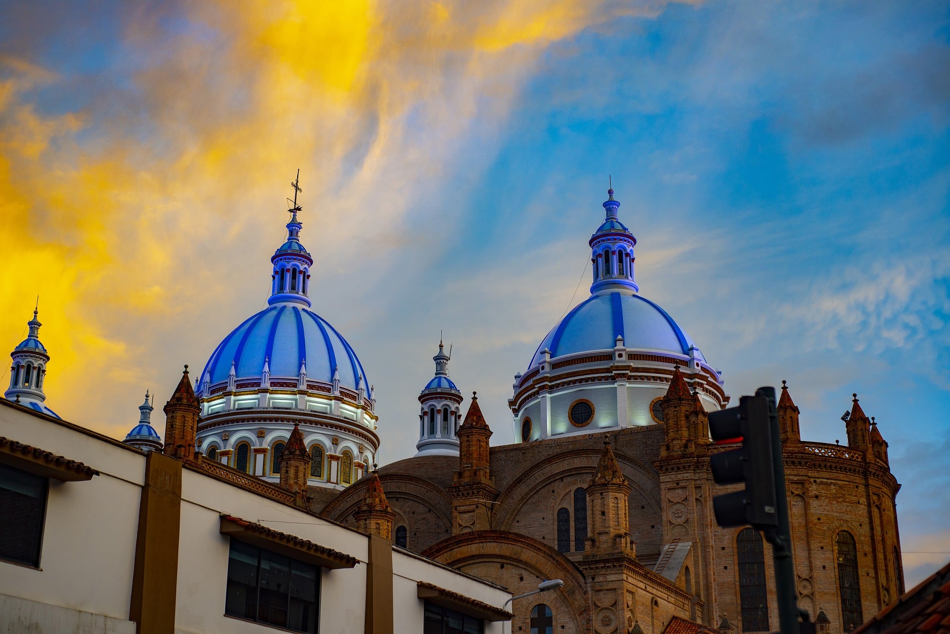 You Don’t Need a Million Dollars to Retire Abroad: 12 Countries Where Retirement Can Cost Less Than Staying in America 2 Cuenca 3