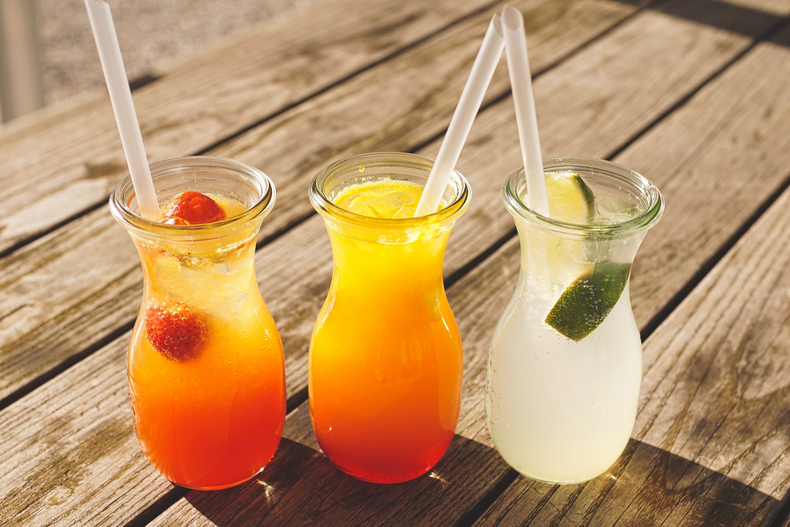 How to Avoid Food Poisoning While Traveling: Tips And Mistakes To Avoid 8 Colombia travel tips, things to know before visiting Colombia, facts about Colombia, Fruit Juices