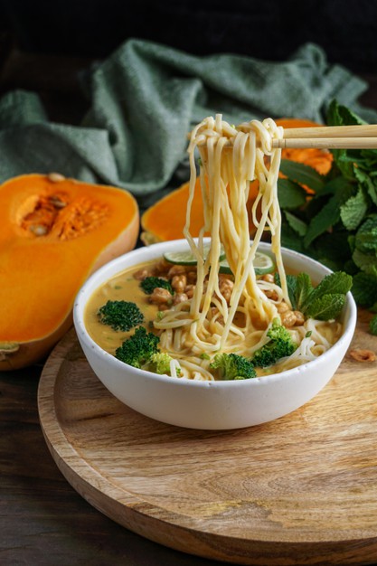 Vegetarian Food In Malaysia, vegan food in Malaysia, vegetarian dishes in Malaysia, Malaysian Vegetarian Dishes, Laksa