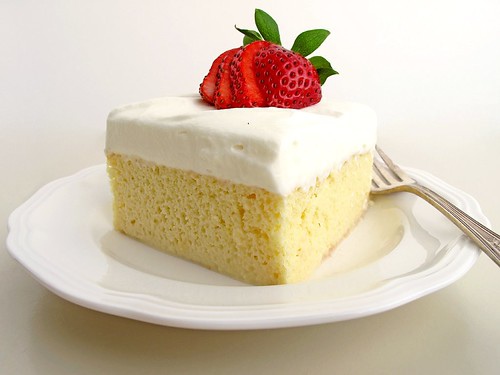 Best Dominican Republic Food: 50 Best Dominican Republic Dishes And Traditional Food in Dominican Republic To Try 42 Costa Rican food, food in Costa rica, costa rican dishes, Costa Rican cuisine, Tres Leches Cake