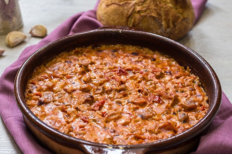 Fërgesë, food in Albania, Albanian food, albanian dishes, Albanian cuisine, traditional food in Albania, 