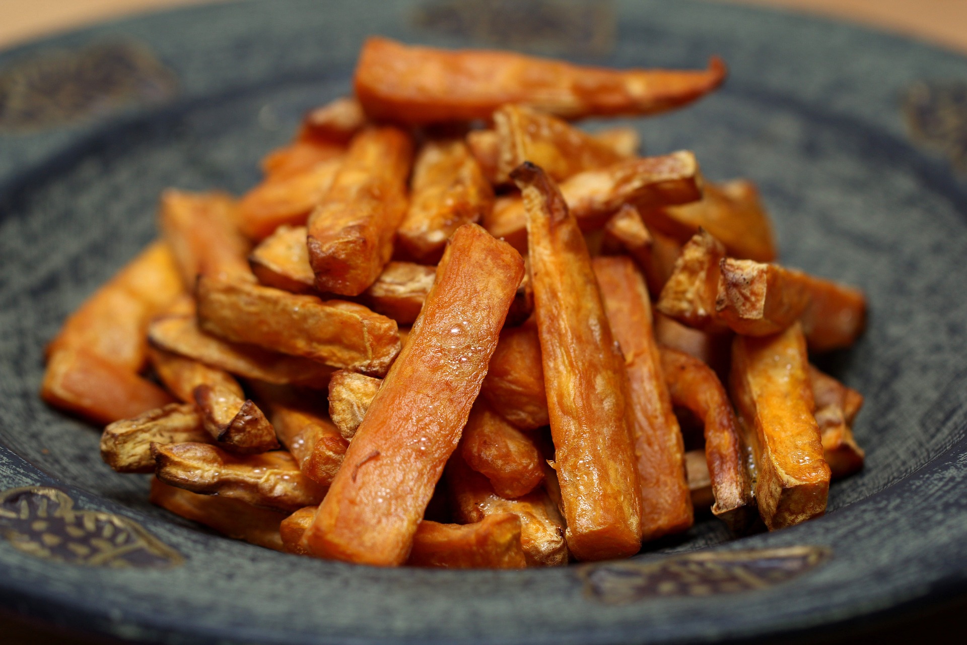 Best Aruban Food: 44 Best Aruban Dishes And Traditional Food In Aruba To Try 21 Fried potatoes - Fried plantains Bahamian cuisine