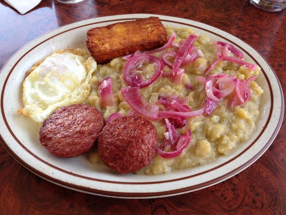 Best Dominican Republic Food: 50 Best Dominican Republic Dishes And Traditional Food in Dominican Republic To Try 23 Mangú
