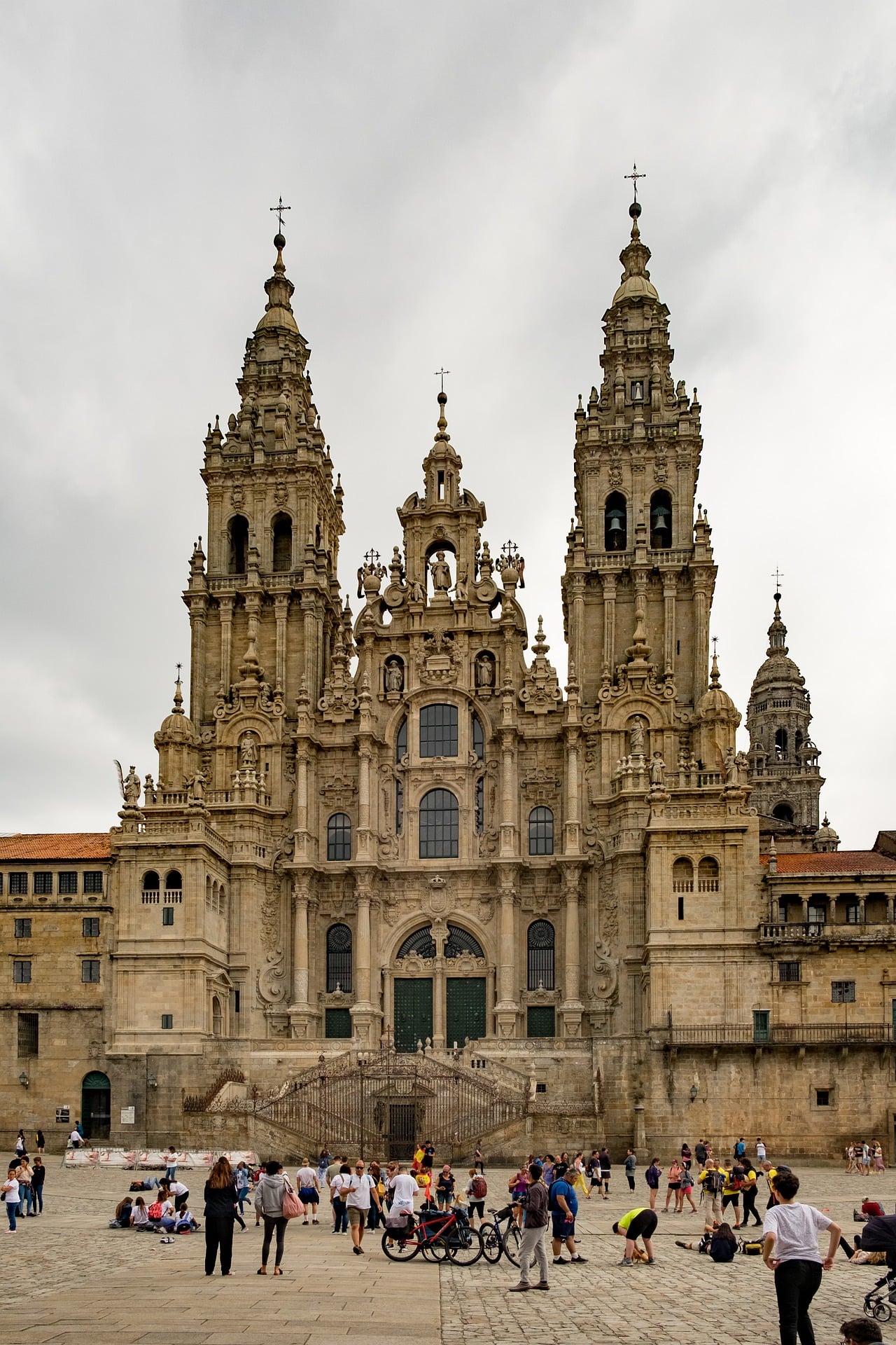How To Get From Santiago de Compostela Airport To City Center Best Way 3 How To Get From Santiago de Compostela Airport To City Center - All Possible Ways