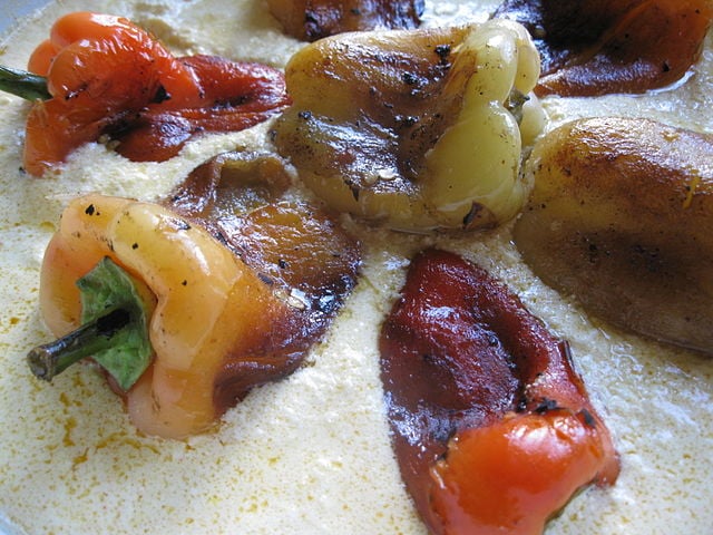 Speça me gjize, vegetarian food in Albania, vegan food in Albania, Vegetarian Dishes In Albania, vegan dishes in Albania