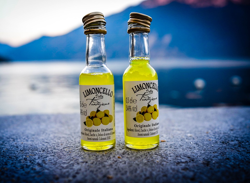 What to Eat in Italy: 40 Italian Dishes You Must Try Before You Die 40 Limoncello