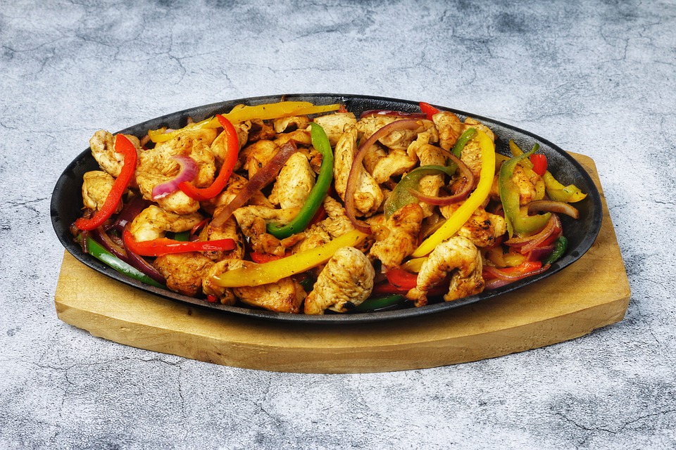 40 The Best Mexican Foods Everyone Should Try At Least Once 24 MEXICAN DISHES, FOOD IN MEXICO, MEXICAN CUISINE, MEXICAN FOODS, FAJITAS