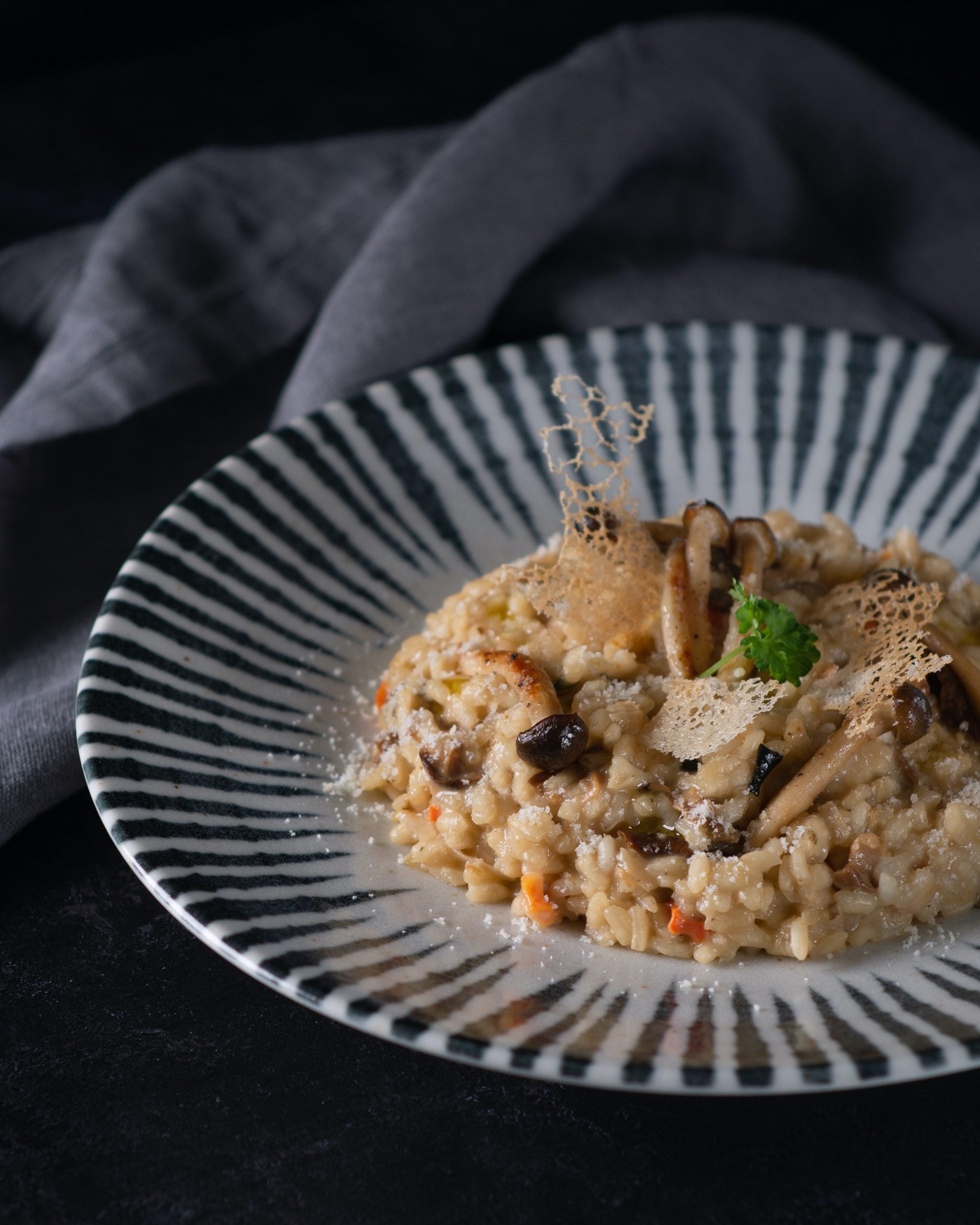 What to Eat in Italy: 40 Italian Dishes You Must Try Before You Die 5 Italian Food, Italian cuisine, traditional Italian food, food in Italy, Italian dishes, Risotto