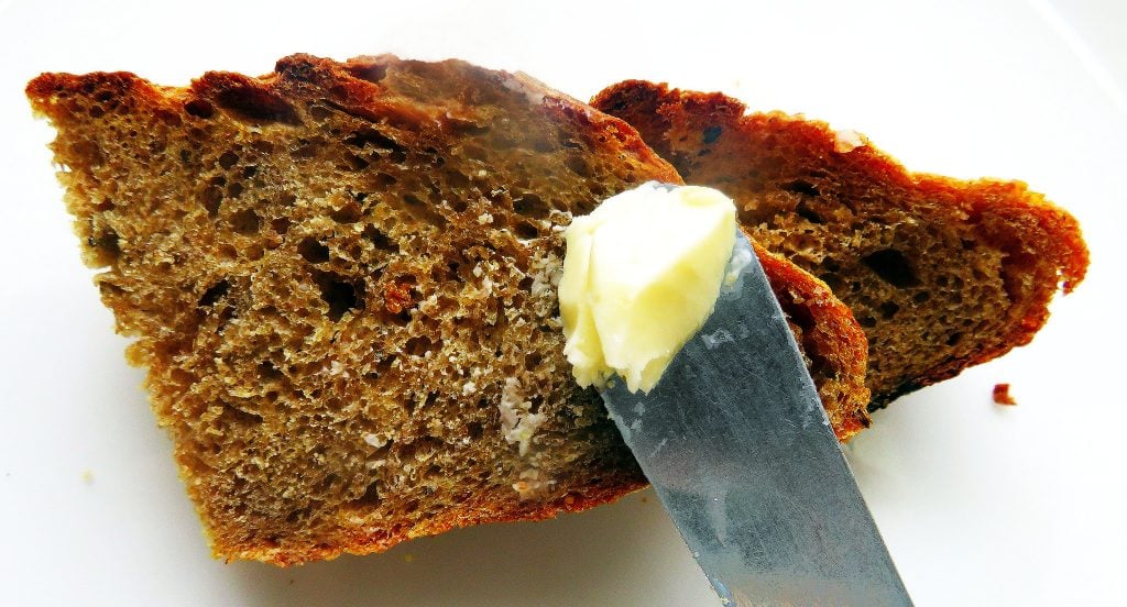 Best Icelandic Food - 40 Best Icelandic Dishes And Iceland Traditional Food To Try 28 iceland food, iceland street food, food in iceland, iceland cuisine, iceland traditional food, icelandic cuisine, icelandic dishes, icelandic food, Rye Bread