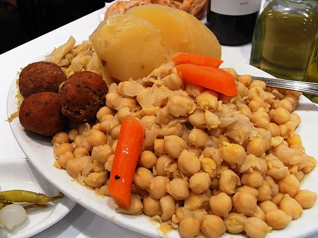 53 Spanish Foods That Will Change How You Think About Eating in Spain 9 Cocido madrileno, Spanish Food, spanish cuisine, traditional spanish food, food in Spain, Spanish dishes