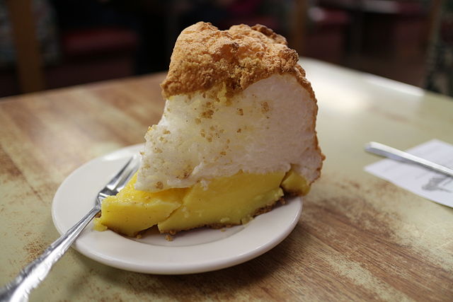 Best Canadian Food - 35 Best Canadian Dishes And Traditional Food In Canada To Try 26 Canadian Food, Canadian cuisine, Traditional Canadian Food, food in Canada, Canadian dessert, dessert in Canada, Flapper Pie