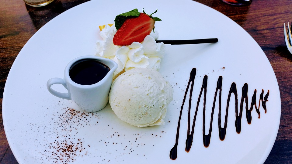 Best Belgian Food - 40 Best Belgian Dishes And Traditional Food In Belgium To Try 35 Belgium Food, Belgium cuisine, Traditional Belgium Food, dessert in Belgium, Belgium dishes, Belgian food, Belgian dishes, Belgian cuisine, Belgian desserts, La dame blanche
