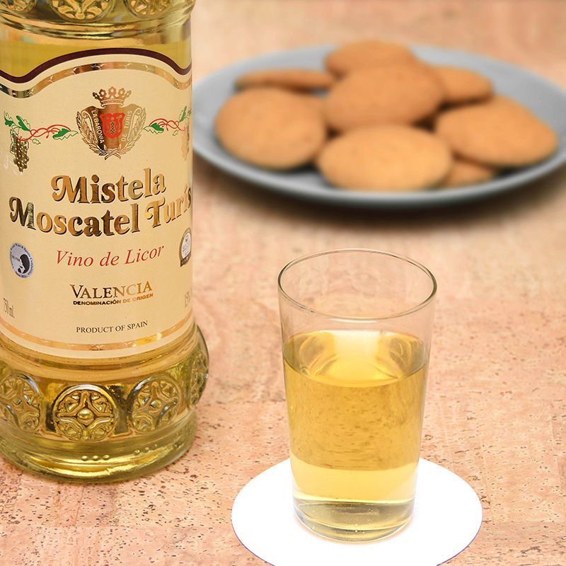 Ecuadorian Drinks: 14 Best Ecuadorian Beverages And Non Alcoholic Drinks In Ecuador 11 Ecuador Food, Ecuador cuisine, Traditional Ecuador Food, drinks in Ecuador, Ecuador dishes, Ecuadorian food, Ecuadorian drinks, mistela