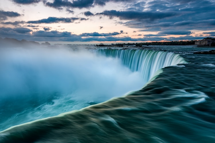 44 Most Instagrammable Places In Canada And Best Canada Instagram Spots 20 Canada instagram spots, most instagrammable places in Canada, instagrammable places in Canada, Canada photography, Canada photos, Niagra falls