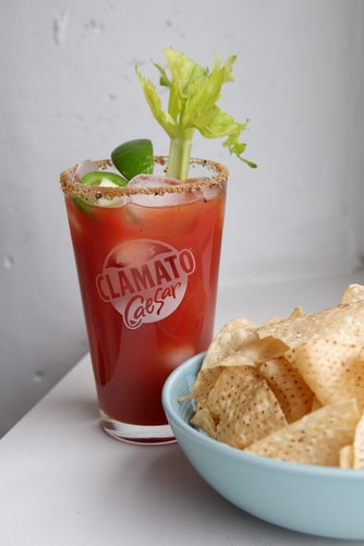 Best Canadian Food - 35 Best Canadian Dishes And Traditional Food In Canada To Try 30 Canadian Food, Canadian cuisine, Traditional Canadian Food, food in Canada, Canadian drink, drinks in Canada, Caesar cocktail