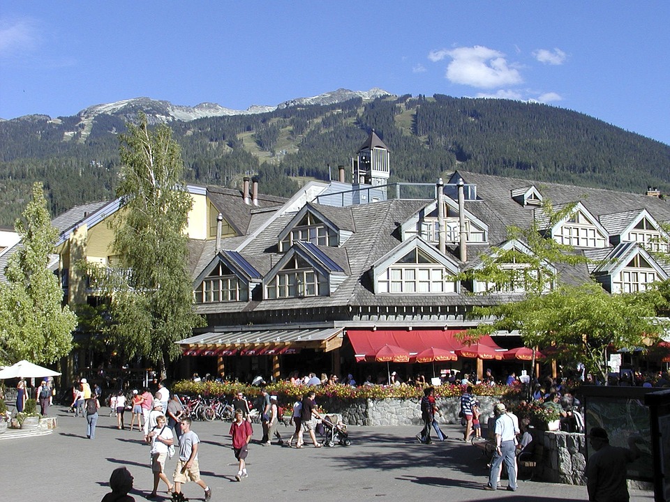 44 Most Instagrammable Places In Canada And Best Canada Instagram Spots 46 Canada instagram spots, most instagrammable places in Canada, instagrammable places in Canada, Canada photography, Canada photos, Whistler