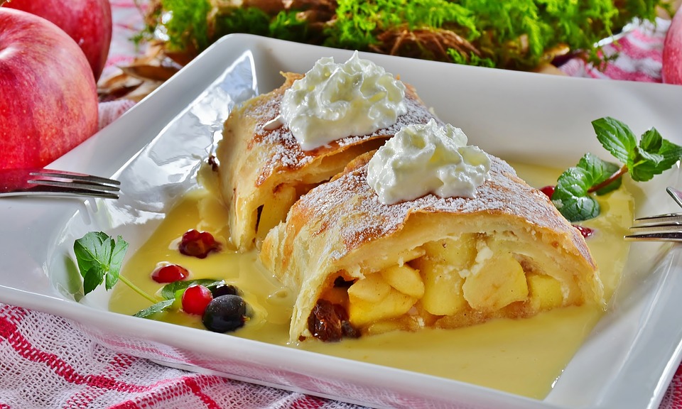 Best Croatian Food - 53 Best Croatian Dishes And Traditional Food In Croatia To Try 34 Croatia Dessert, Croatia cuisine, Traditional Croatia Food, desserts in Croatia, Croatian dishes, Croatian food, Croatian dishes, Croatian cuisine, Croatian dessert, apple strudel