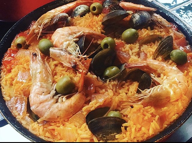 Best Peruvian Food: 47 Best Peruvian Dishes Abd Traditional Food to try 23 Peruvian Food, Peruvian cuisine, Traditional Peruvian Food, food in Peru, Peruvian dishes, Arroz con camarones