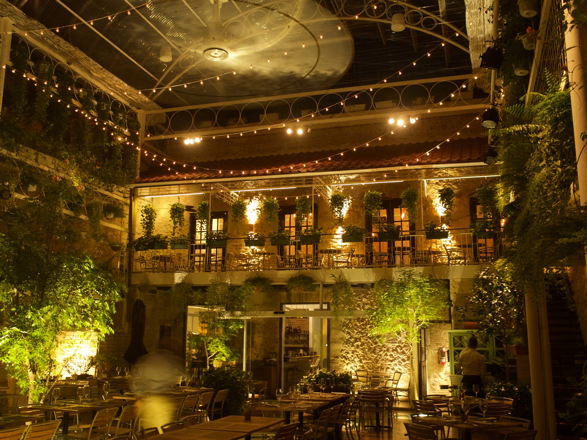 Santo Domingo Food - 30 Best Restaurants In Santo Domingo And Where To Eat 8 restaurants in santo domingo, restaurants in santo domingo dominican republic, best restaurants in santo domingo, where to eat in santo domingo, santo domingo food, buche perico