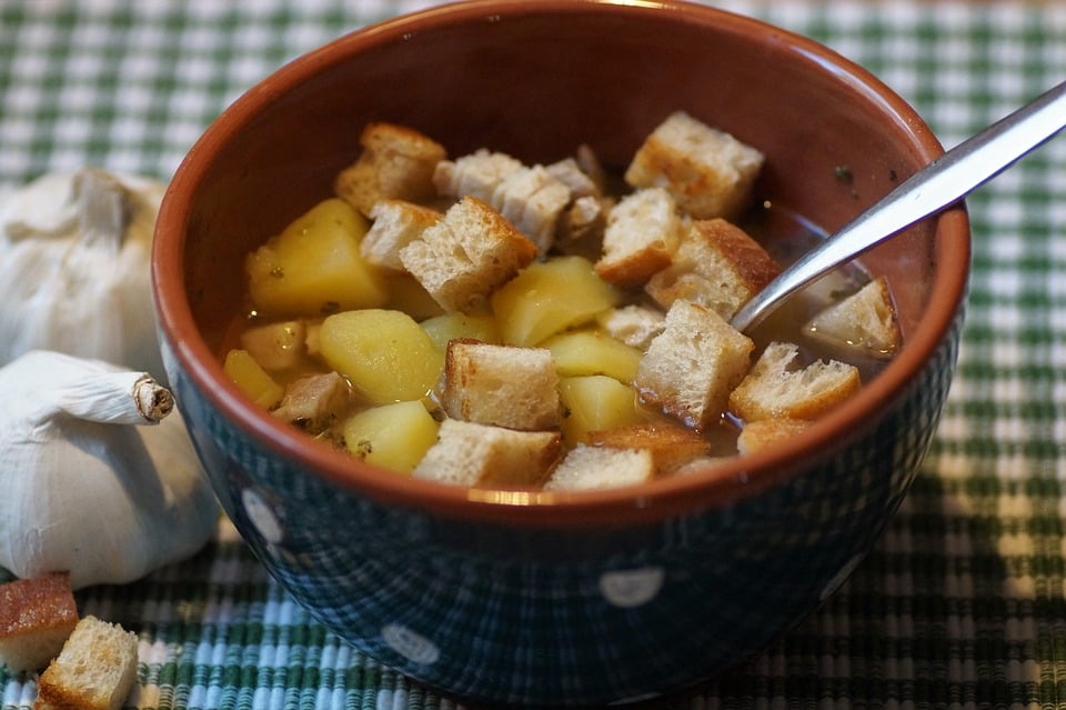 Best Czech Republic Food - 43 Czech Republic dishes And Traditional Food in Czech Republic to try 19 Czech Republic Food, Czech Republic cuisine, Traditional Czech Republic Food, food in Czech Republic, Czech Republic dishes, Česnečka