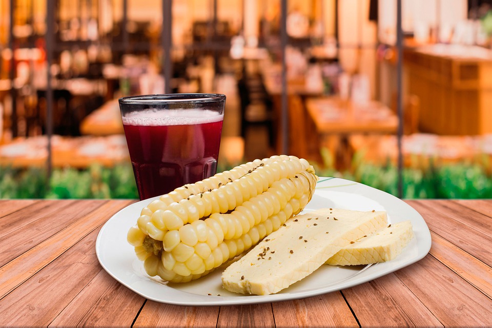 Best Peruvian Food: 47 Best Peruvian Dishes Abd Traditional Food to try 26 Peruvian Food, Peruvian cuisine, Traditional Peruvian Food, food in Peru, Peruvian dishes, Choclo con queso