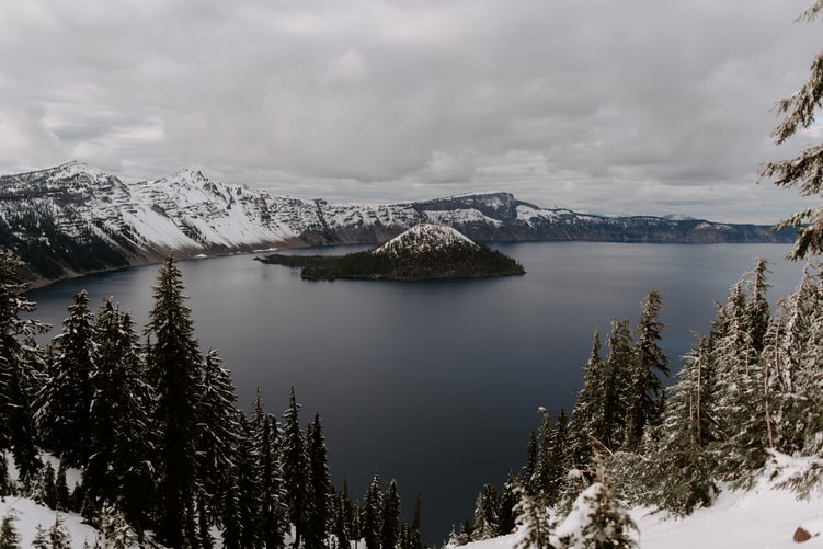 44 Most Instagrammable Places In Canada And Best Canada Instagram Spots 29 Canada instagram spots, most instagrammable places in Canada, instagrammable places in Canada, Canada photography, Canada photos, Crater lake