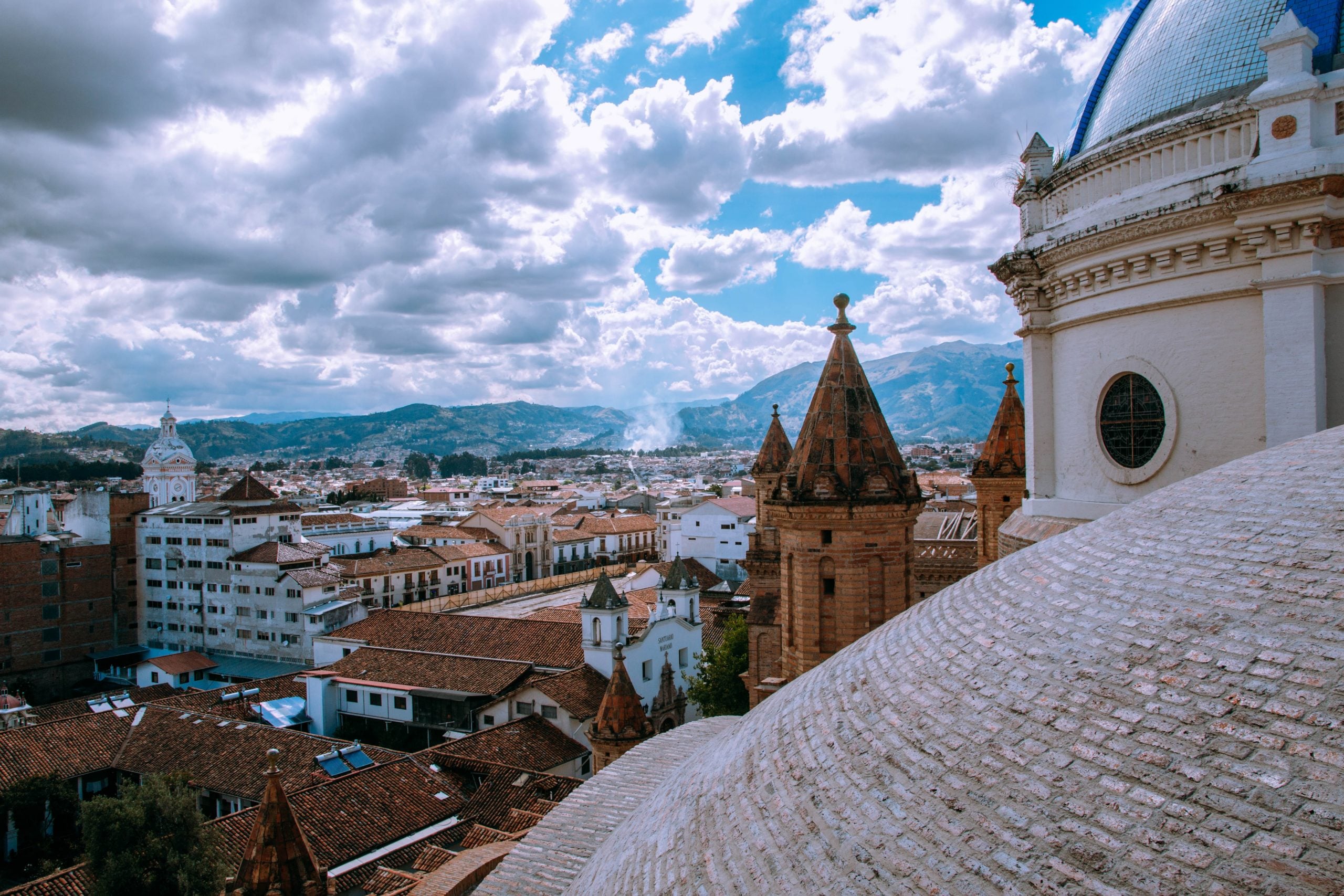 WHAT TO WEAR IN ECUADOR: OUR ECUADOR PACKING LIST AND WHAT TO PACK FOR ECUADOR 8 What to wear in Ecuador, what to pack for Ecuador, Ecuador packing list
