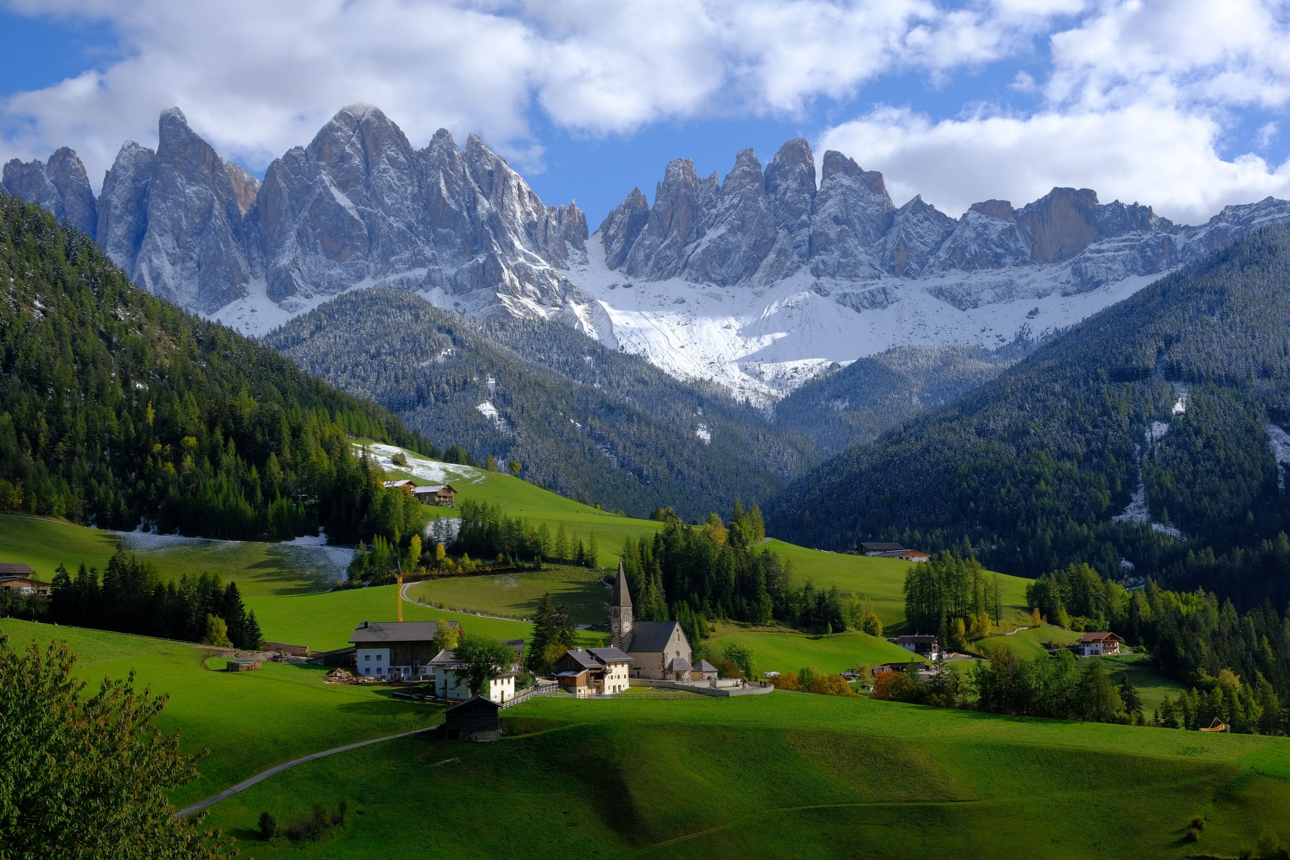 Don’t Go to Italy Until You Read These 50 Tips for Your First Trip to Italy 18 Italy Travel Tips, Things To Know Before Visiting Italy, facts about Italy, Dolomites