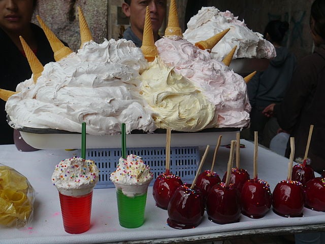 Ecuador Food, Ecuador cuisine, Traditional Ecuador Food, food in Ecuador, Ecuador dishes, Ecuadorian food, Espumillas