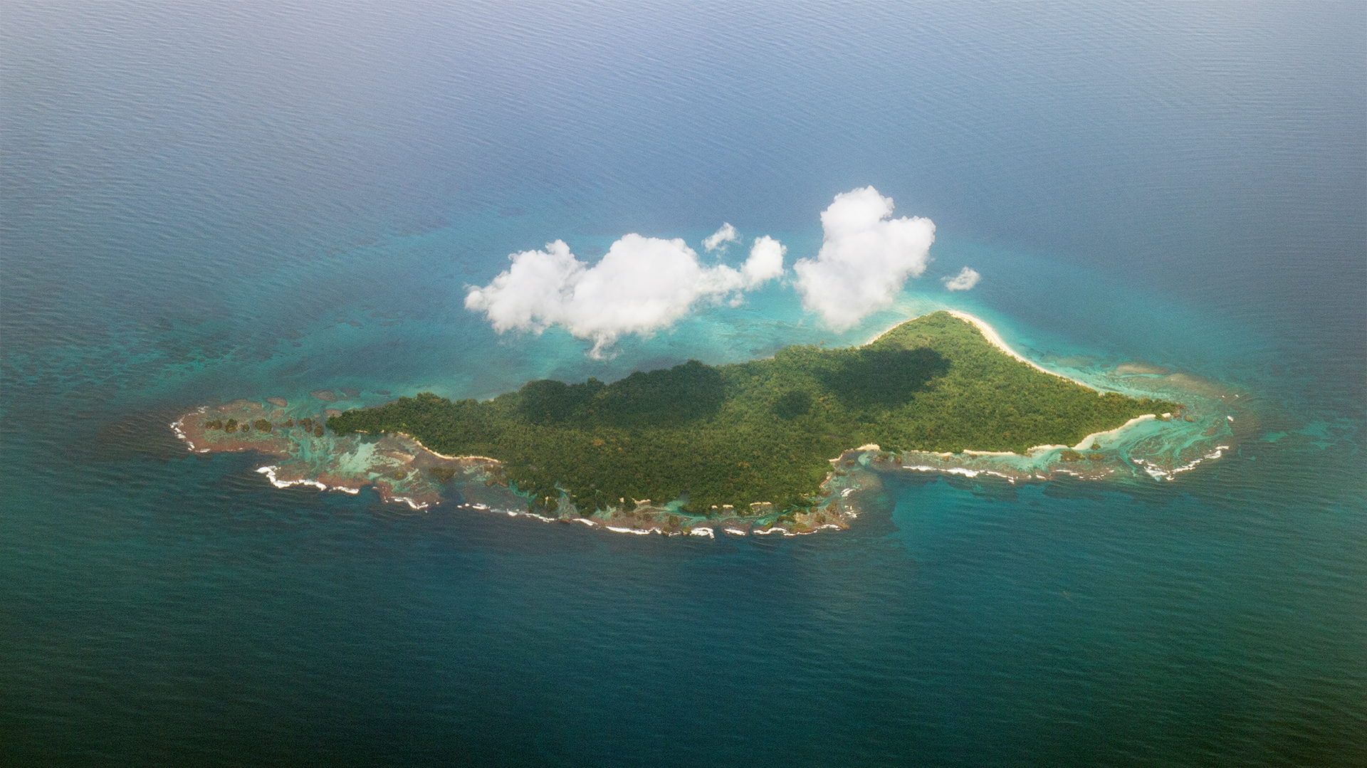 12 Most Instagrammable Places In Panama And Best Panama Instagram Spots 11 most instagrammable places in Panama, Panama instagram spots, Panama photos, Panama photography, Isla Escudo de Veraguas