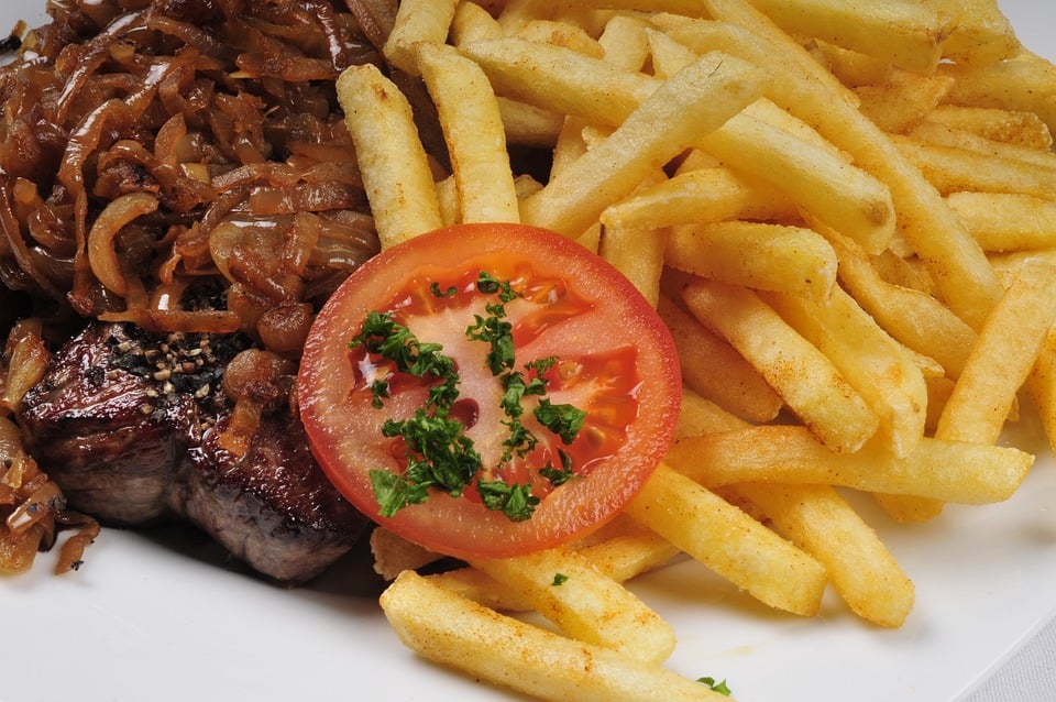 45 Authentic German Dishes Everyone Should Taste at Least Once 20 German Food, German cuisine, Traditional German Food, food in Germany, German dishes, Jägerschnitzel