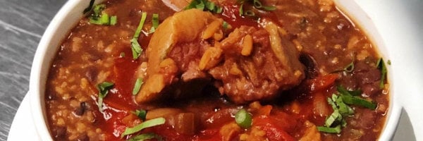 Best Panamanian Food: 40 Best Panamanian Dishes And Traditional Food In Panama To Try 13 Panamanian Food, Panamanian cuisine, Traditional Panamanian Food, food in Panama, Panamanian dishes. Porotos con Rabito (Red Beans with Pig Tail)