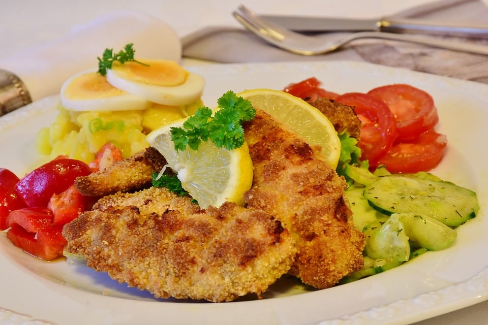 45 Authentic German Dishes Everyone Should Taste at Least Once 1 German Food, German cuisine, Traditional German Food, food in Germany, German dishes, schnitzel