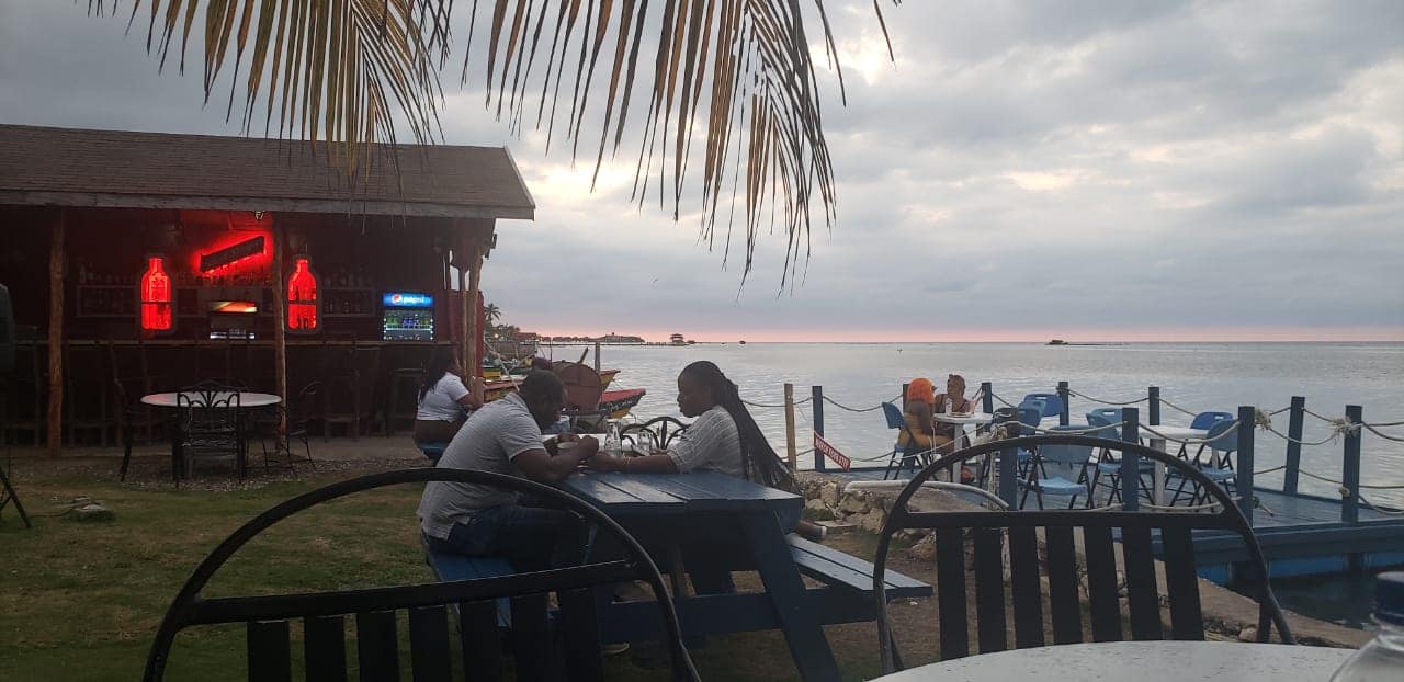 Montego Bay Food - 30 Best Restaurants In Montego Bay And Where To Eat In Montego Bay 21 restaurants in montego bay, best restaurants in montego bay, where to eat in montego bay, montego bay food, montego bay restaurants, Smokeez by the Sea Bar and Grill