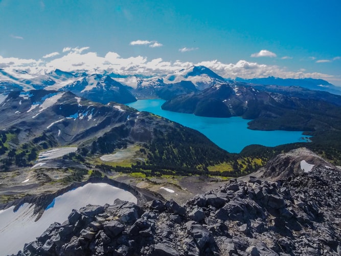 44 Most Instagrammable Places In Canada And Best Canada Instagram Spots 26 Canada instagram spots, most instagrammable places in Canada, instagrammable places in Canada, Canada photography, Canada photos, Garibaldi lake