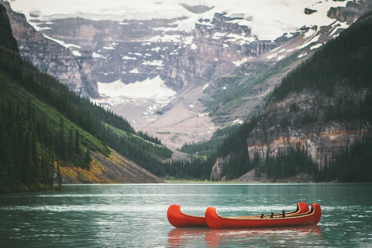 44 Most Instagrammable Places In Canada And Best Canada Instagram Spots 25 Canada instagram spots, most instagrammable places in Canada, instagrammable places in Canada, Canada photography, Canada photos, Lake Louise