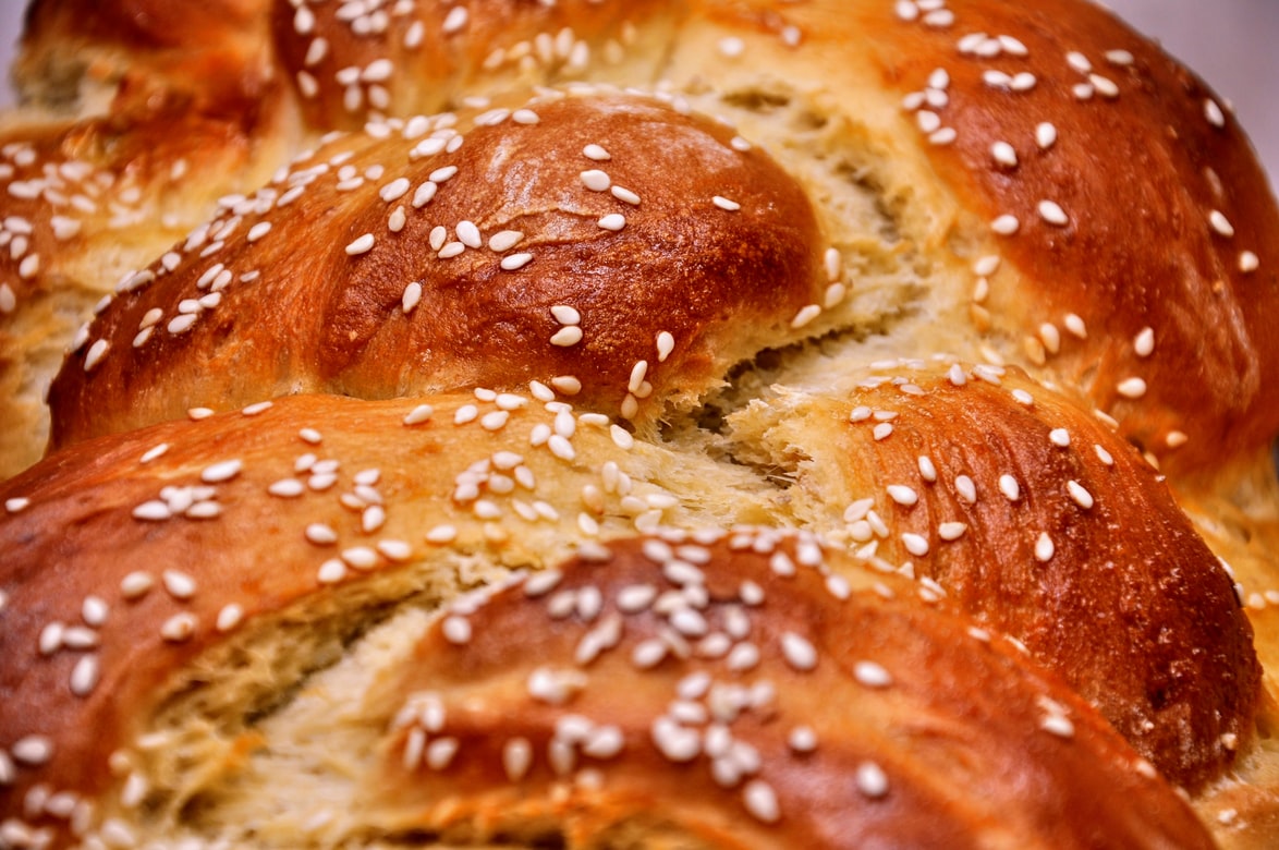Best Ukrainian Food - 50 Best Ukrainian Dishes And Traditional Food In Ukraine To Try 36 Ukraine Food, Ukraine desserts, Traditional Ukraine Food, desserts in Ukraine, Ukraine dishes, Ukrainian food, Ukrainian dessert, Ukrainian desserts, kalach