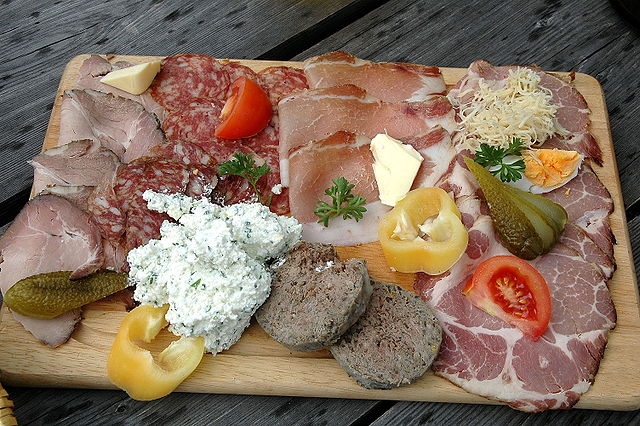 Best Austrian Food - 40 Best Austrian Dishes And Traditional Food In Austria To Try 21 Austrian Food, Traditional Austrian Food, Austria Food, Austrian cuisine, traditional food in Austria, Austria cuisine, Austrian dishes, Austria dishes, Brettljause