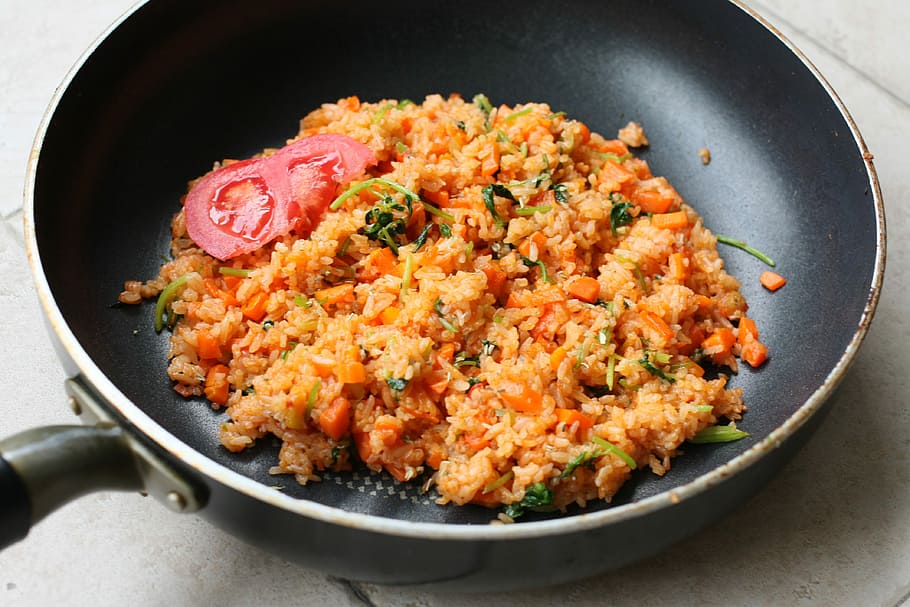 Top Canadian Food to Try - Jollof Rice,vegetarian food in Canada, vegan food in Canada, Canadian vegetarian dishes, vegan in Canada, vegetarian in Canada