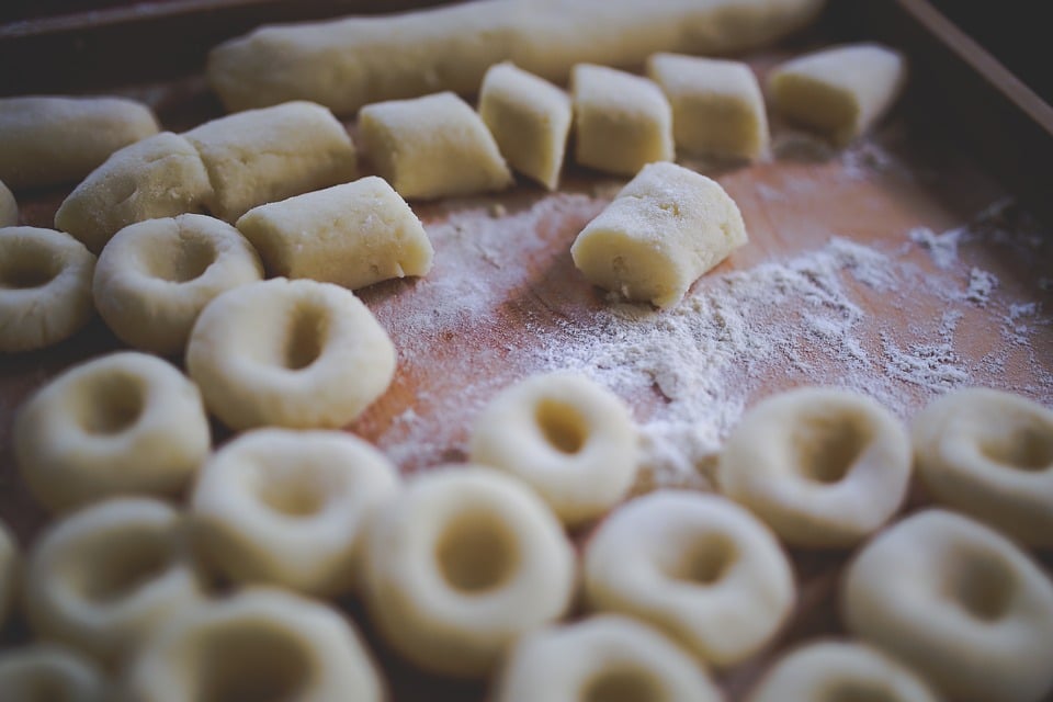 Best Polish Food - 50 Polish Dishes And Traditional Food In Poland To Try 16 Polish Food, Traditional Polish Food, traditional food in Poland, Poland food, Polish cuisine, Poland dishes, Polish dishes, kluski slaskie