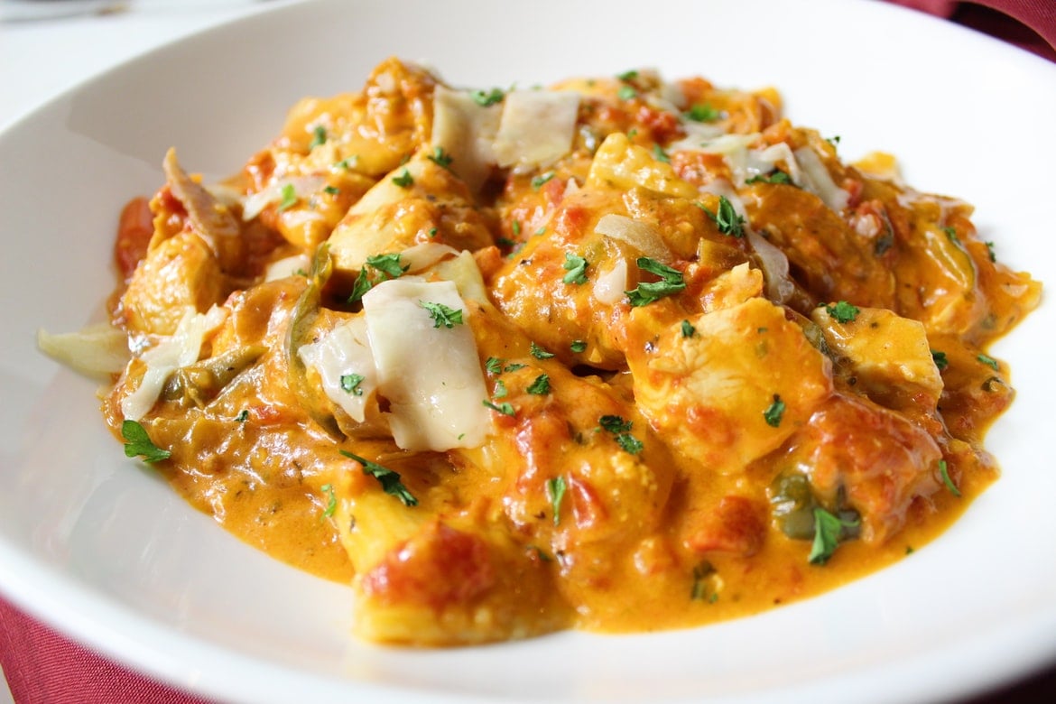 Mauritian Food, Traditional Mauritian Food, Mauritius Food, Mauritius cuisine, traditional food in Mauritius, Mauritian cuisine, Mauritius dishes, Mauritian chicken curry